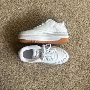 Reebok chunky sneaker, white, never been worn